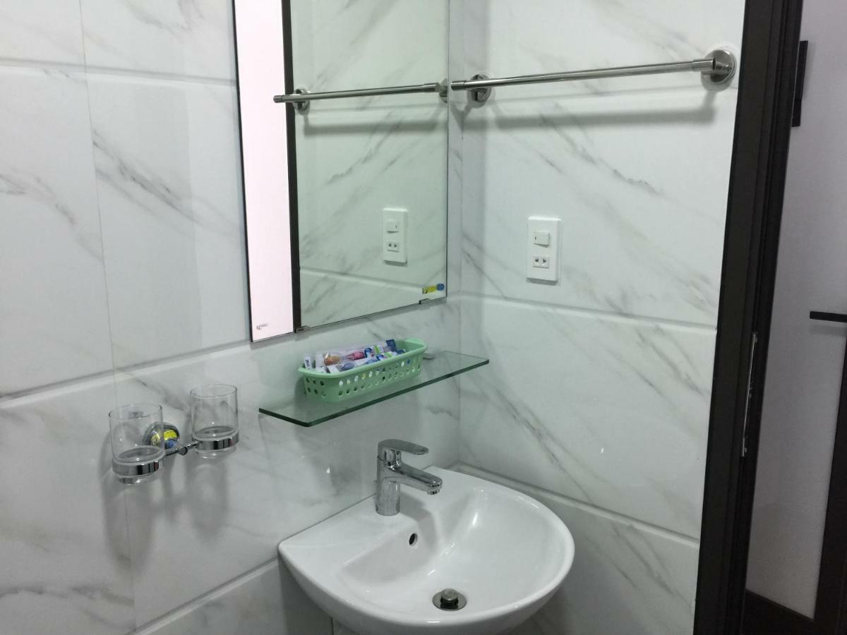 Lea House Ha Long Hotel Екстериор снимка